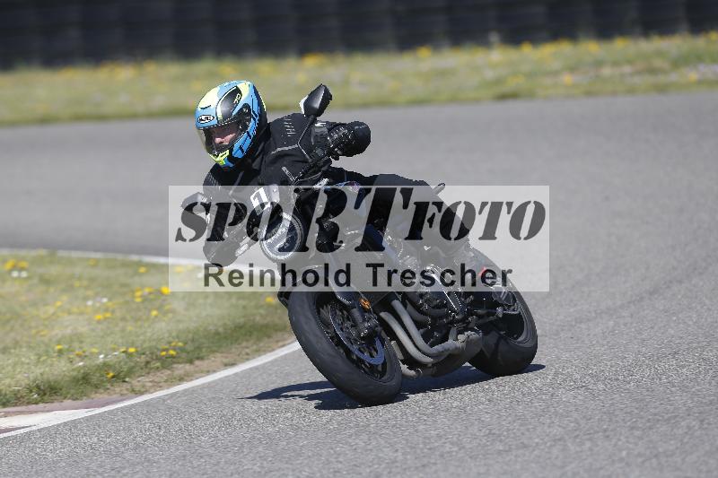 /05 07.04.2026 Cornu Master School ADR/Gruppe gruen/1